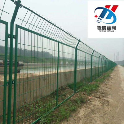 上海公路护栏网安装工程案例